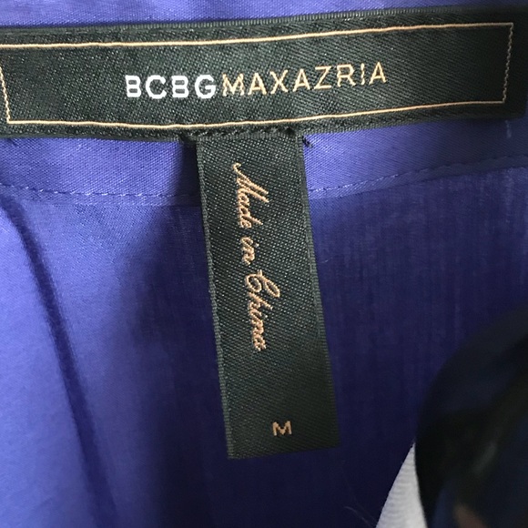 BCBGMaxAzria Deep V Pleated Blouse - Picture 4 of 7